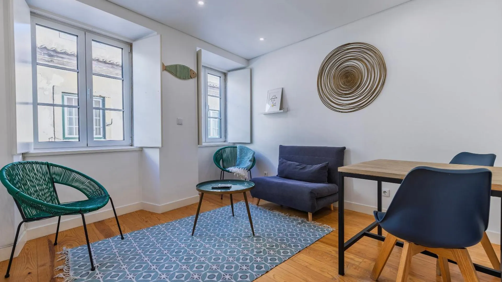 Charming Apartment In Bairro Alto By Lovelystay Lisbon 0*,